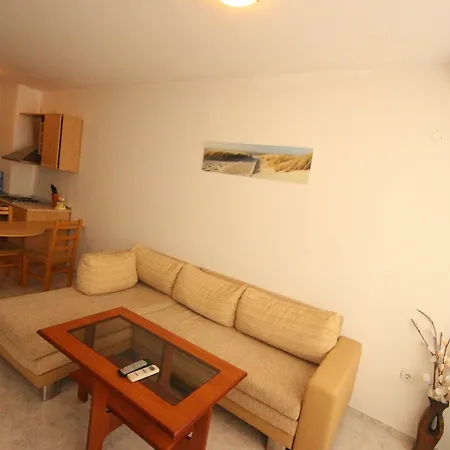 Sunny Day 1 - Menada Apartment *